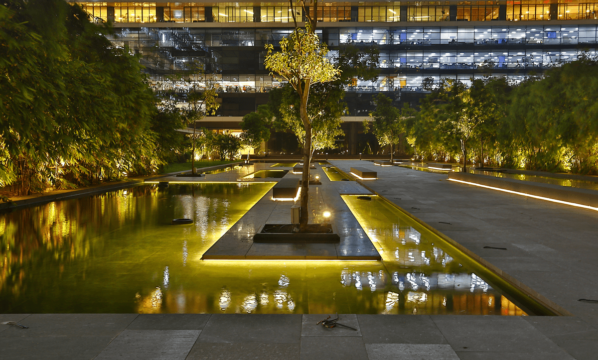 poonawala-business-bay-seven